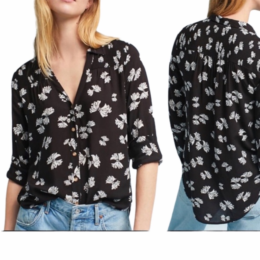 MAEVE x ANTHROPOLOGIE Emory Bow Print
Button Down Long Sleeve Top.